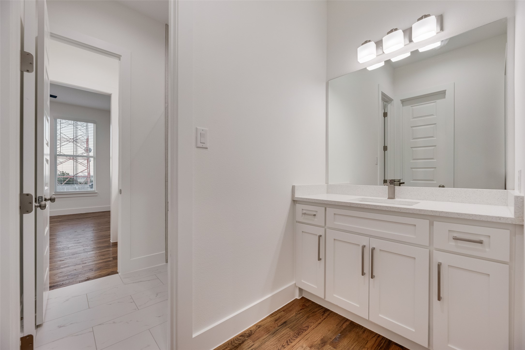 1392 Hartsdale Drive