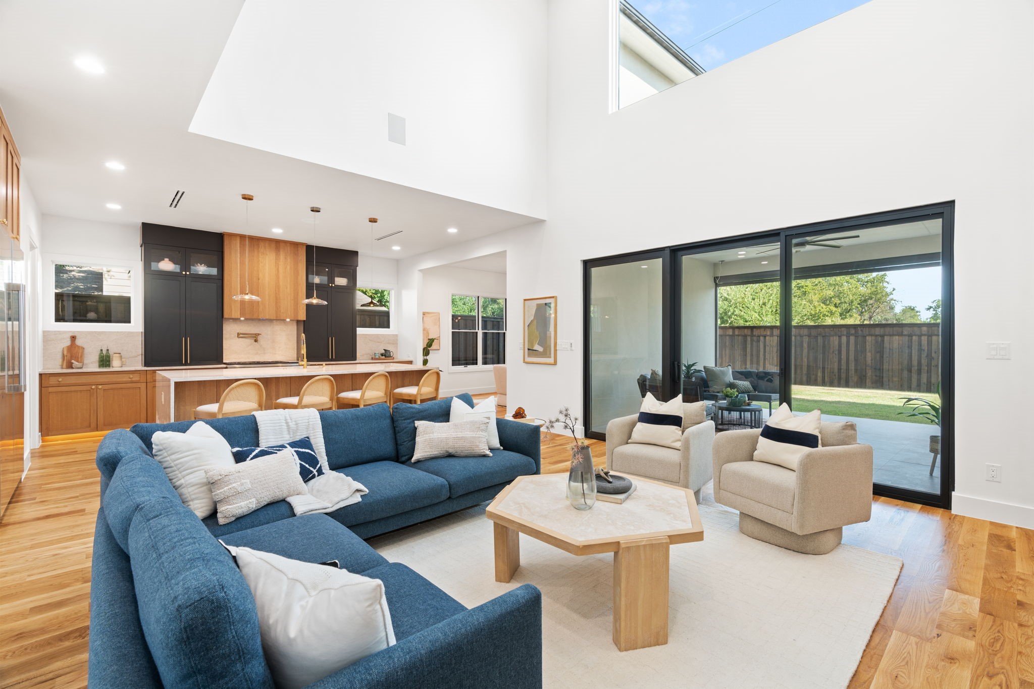3884 Cortez Drive
