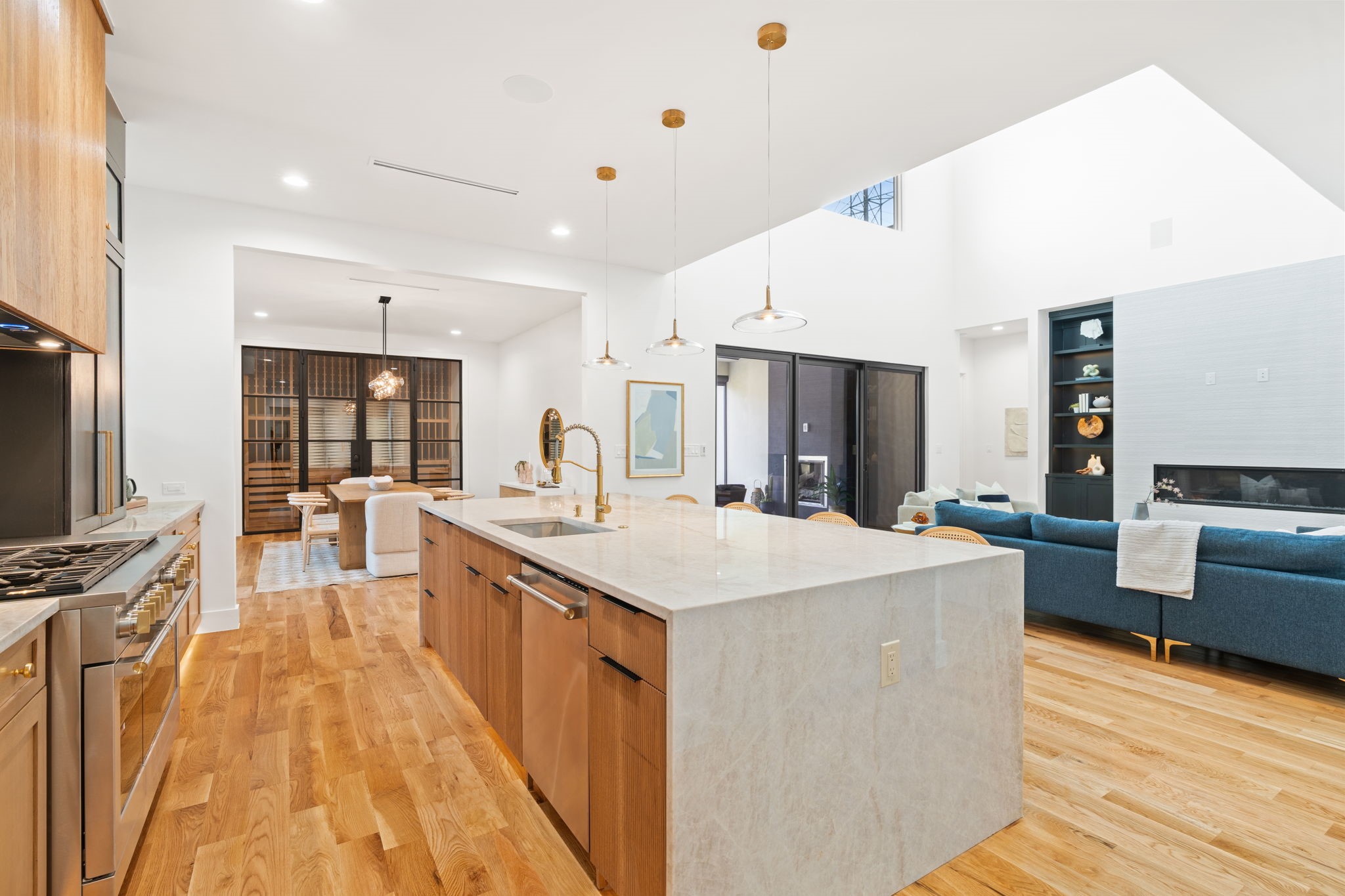 3884 Cortez Drive