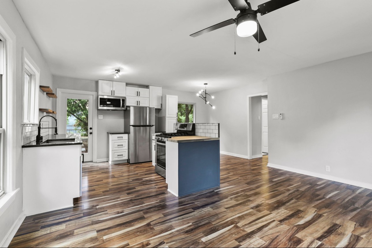 8703 Santa Clara Drive