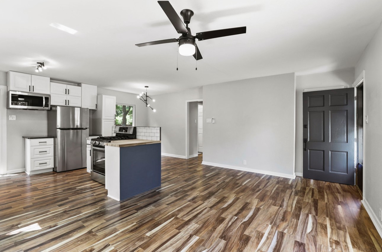 8703 Santa Clara Drive