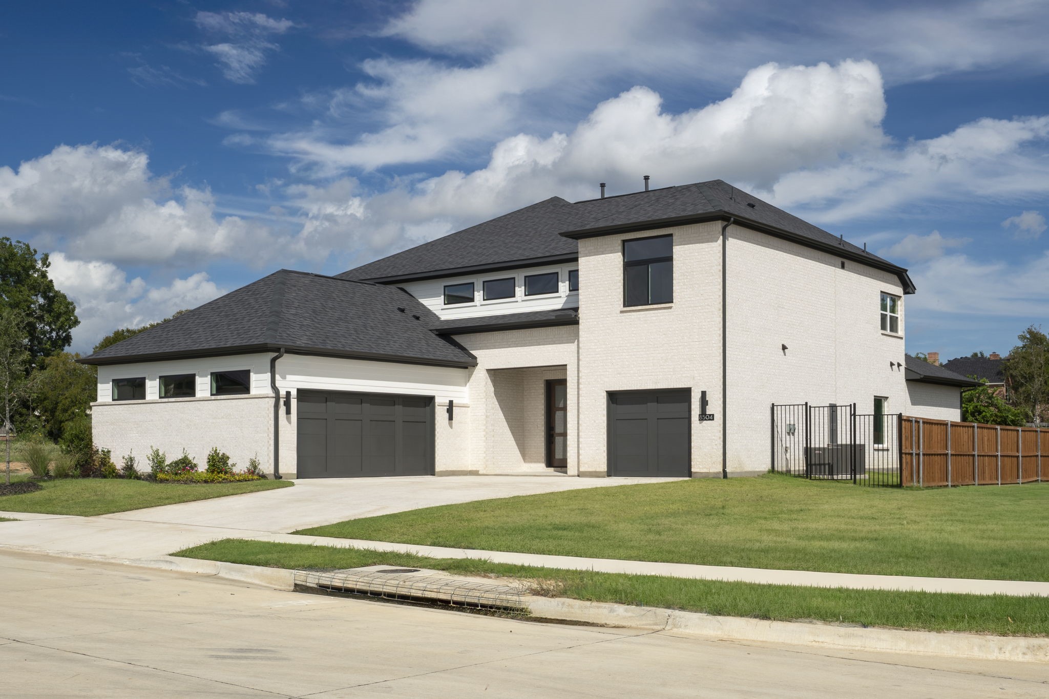 8504 Lacey Road