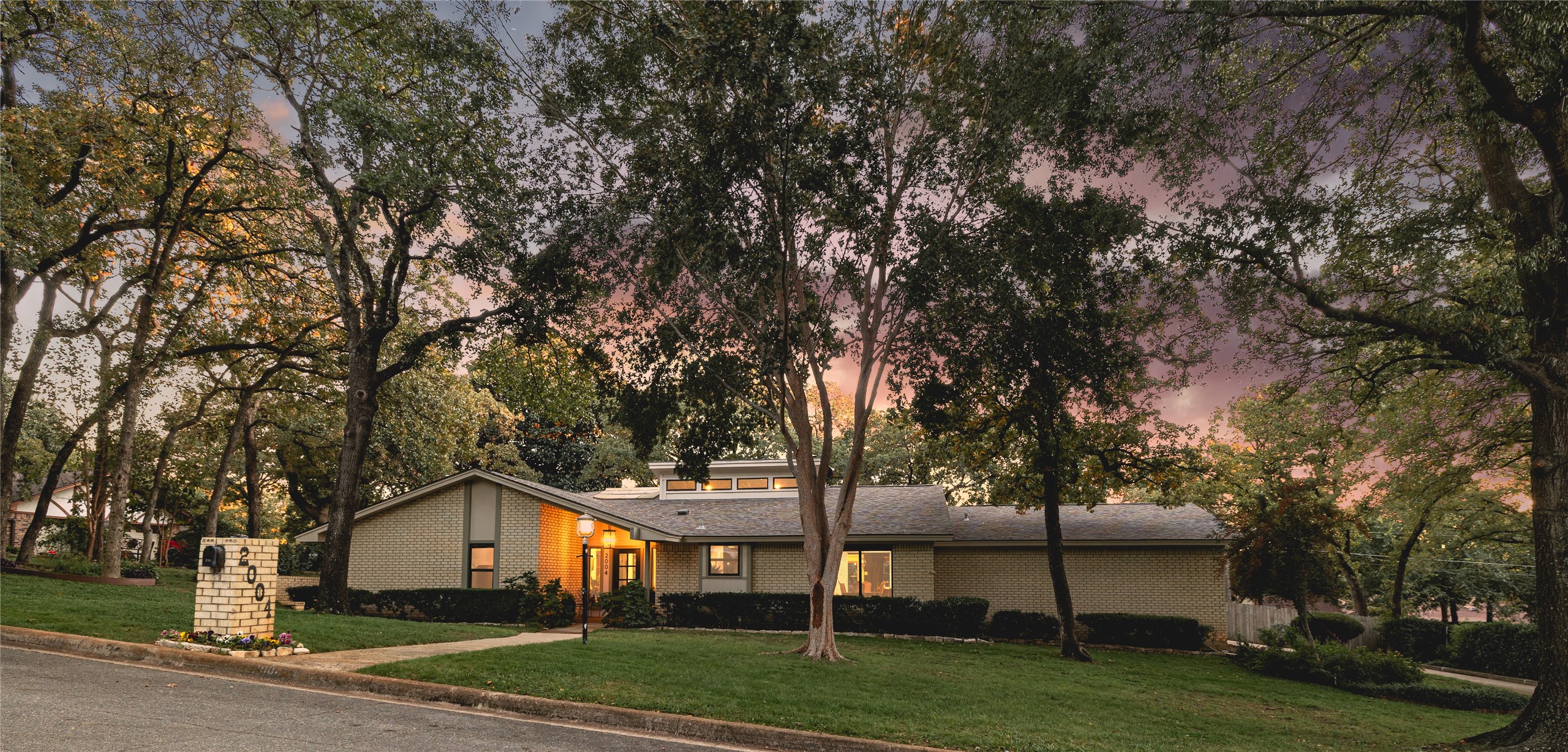 2004 Vista View Road