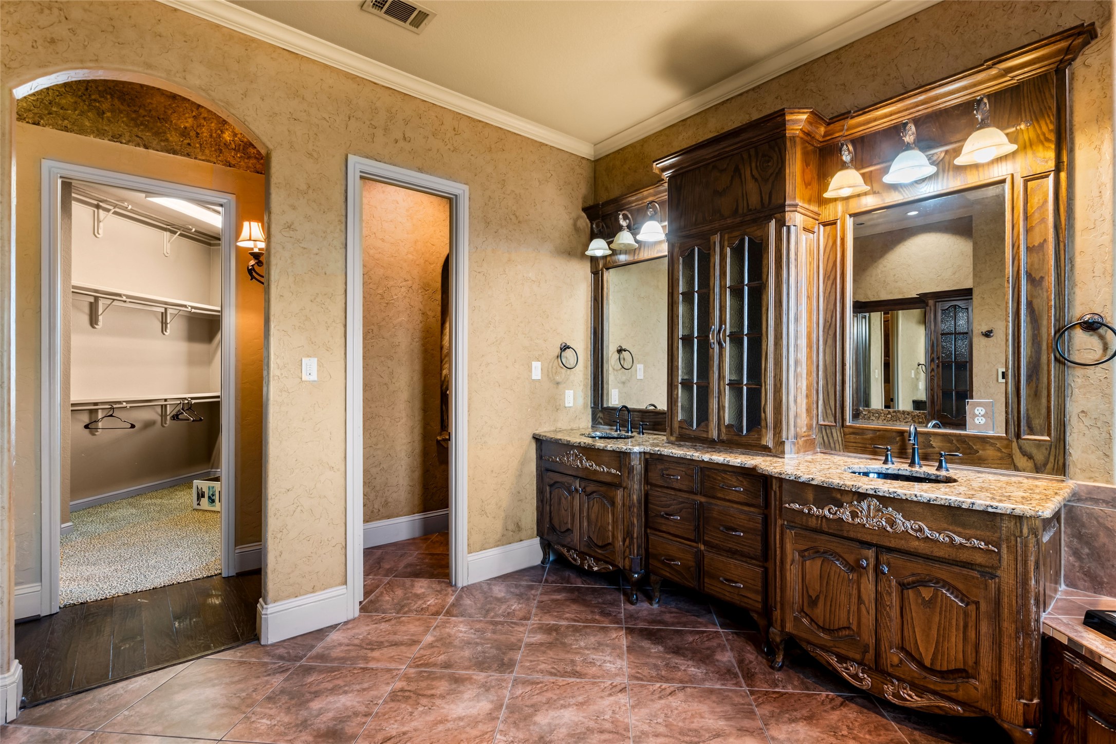 12817 Singleton Drive