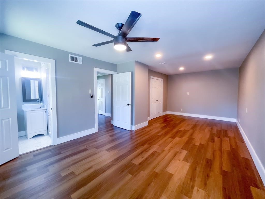 2249 Larry Drive