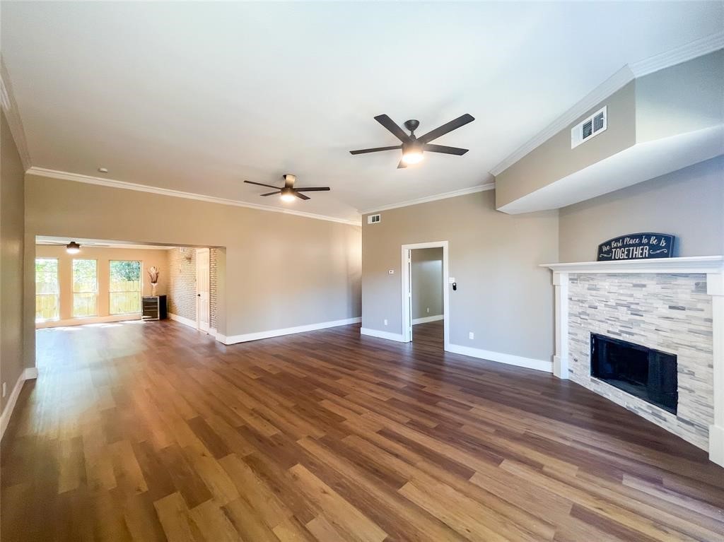 2249 Larry Drive