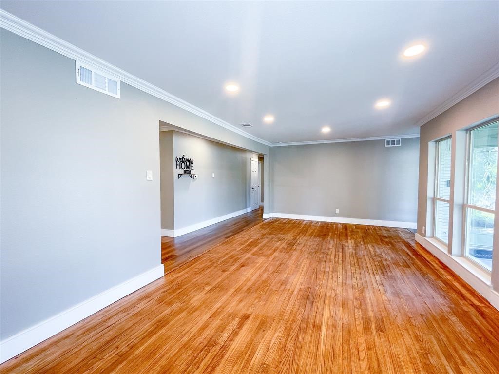 2249 Larry Drive