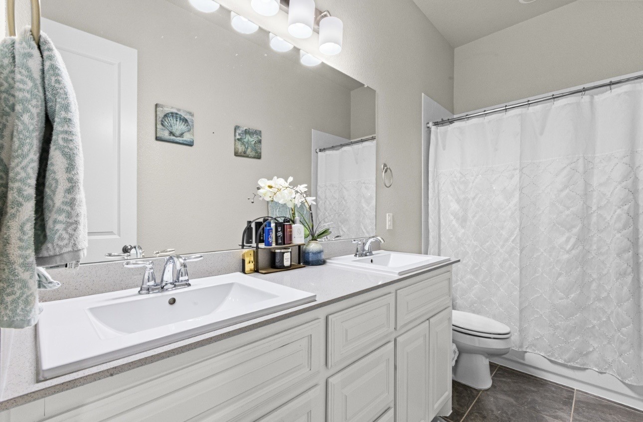 1002 Hunters Creek Drive