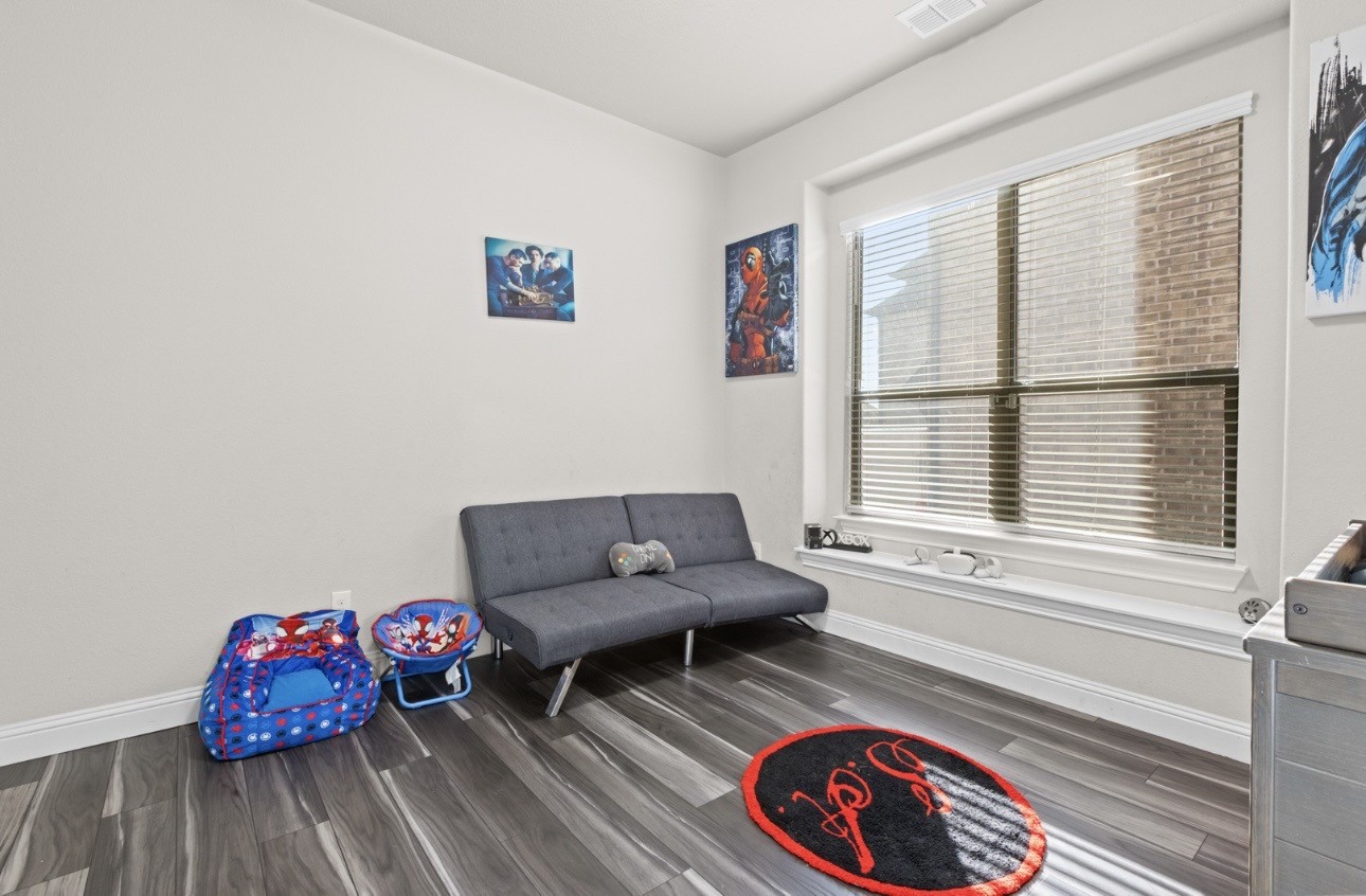 1002 Hunters Creek Drive