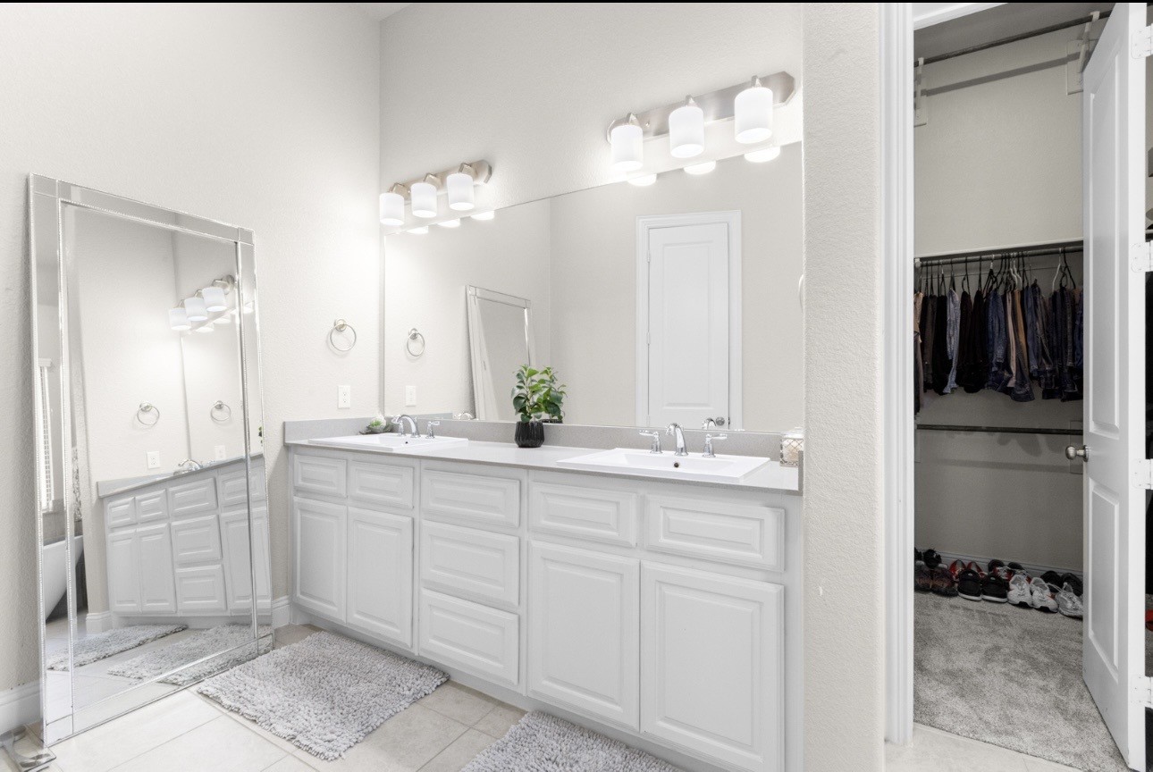 1002 Hunters Creek Drive