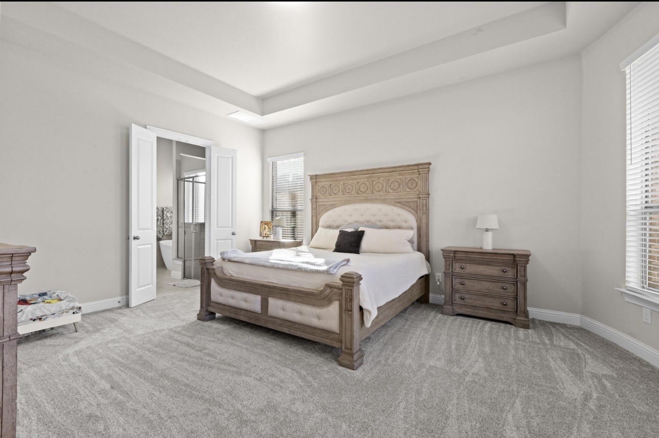 1002 Hunters Creek Drive