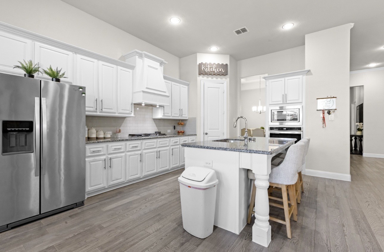 1002 Hunters Creek Drive