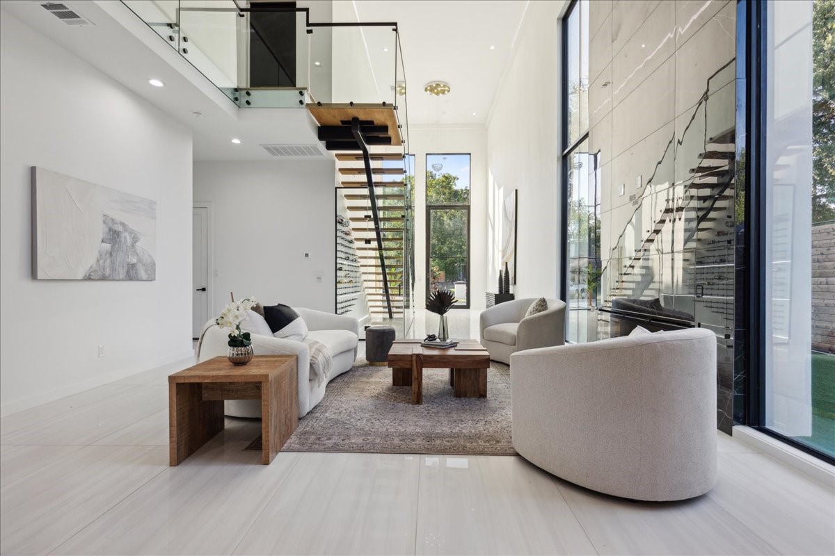 3828 Eaton Drive