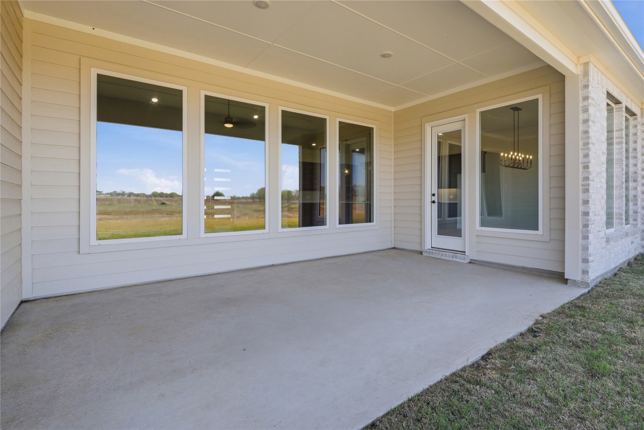 2230 Tutt Trail