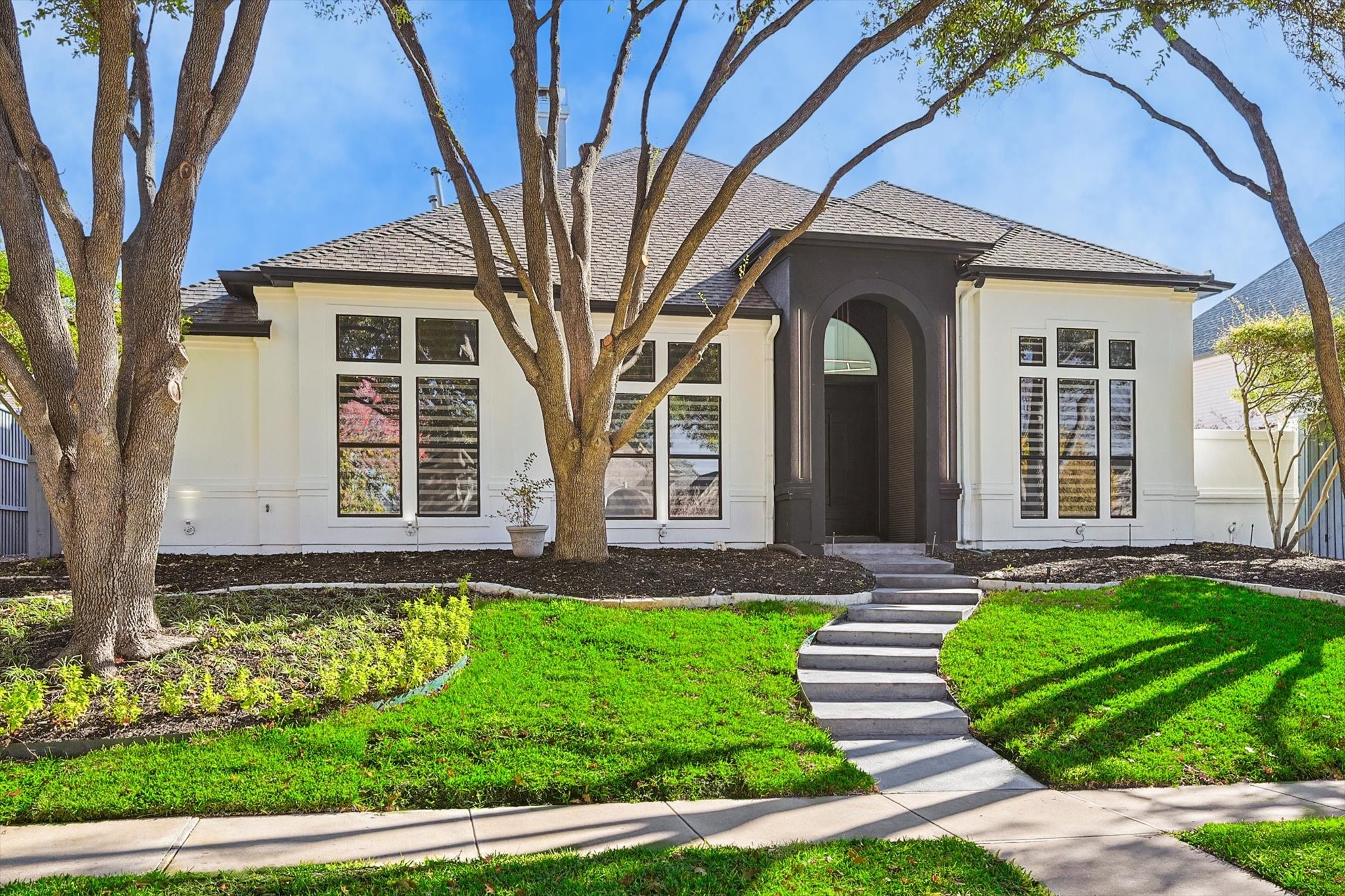 18716 Thorntree Lane