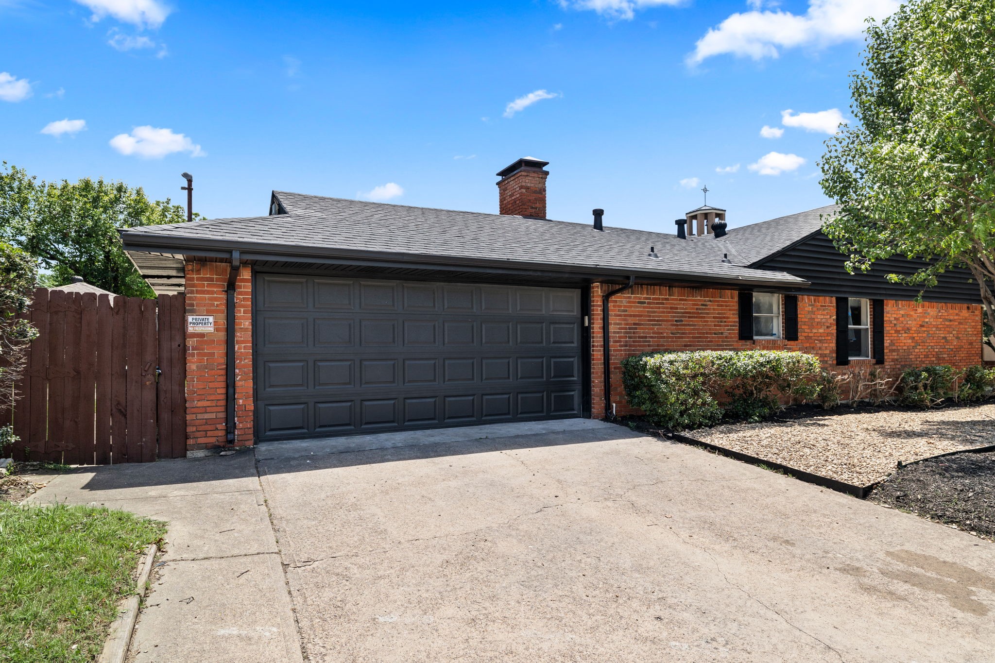 9662 Ferndale Road