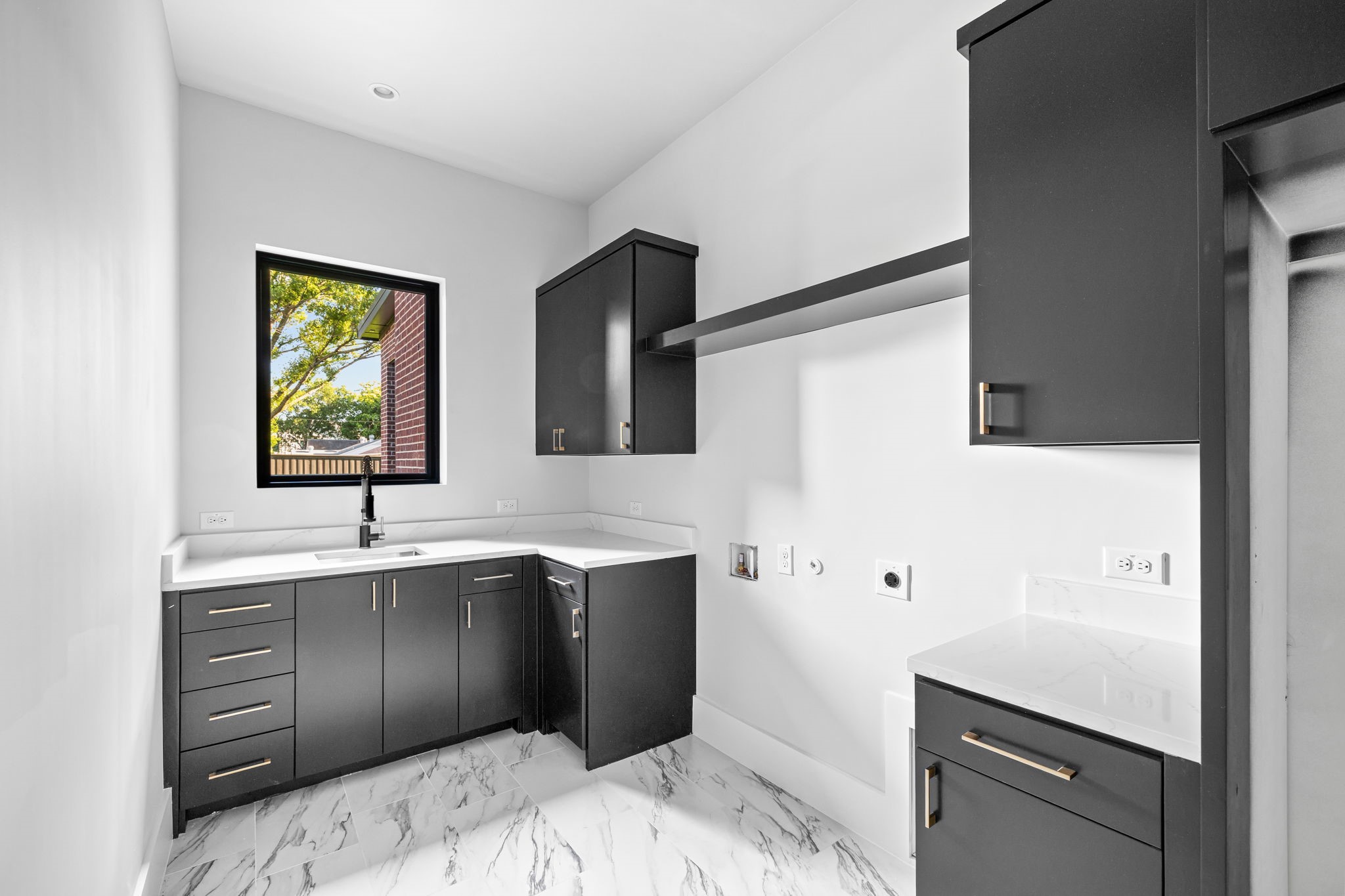 3888 Walnut Hill Lane