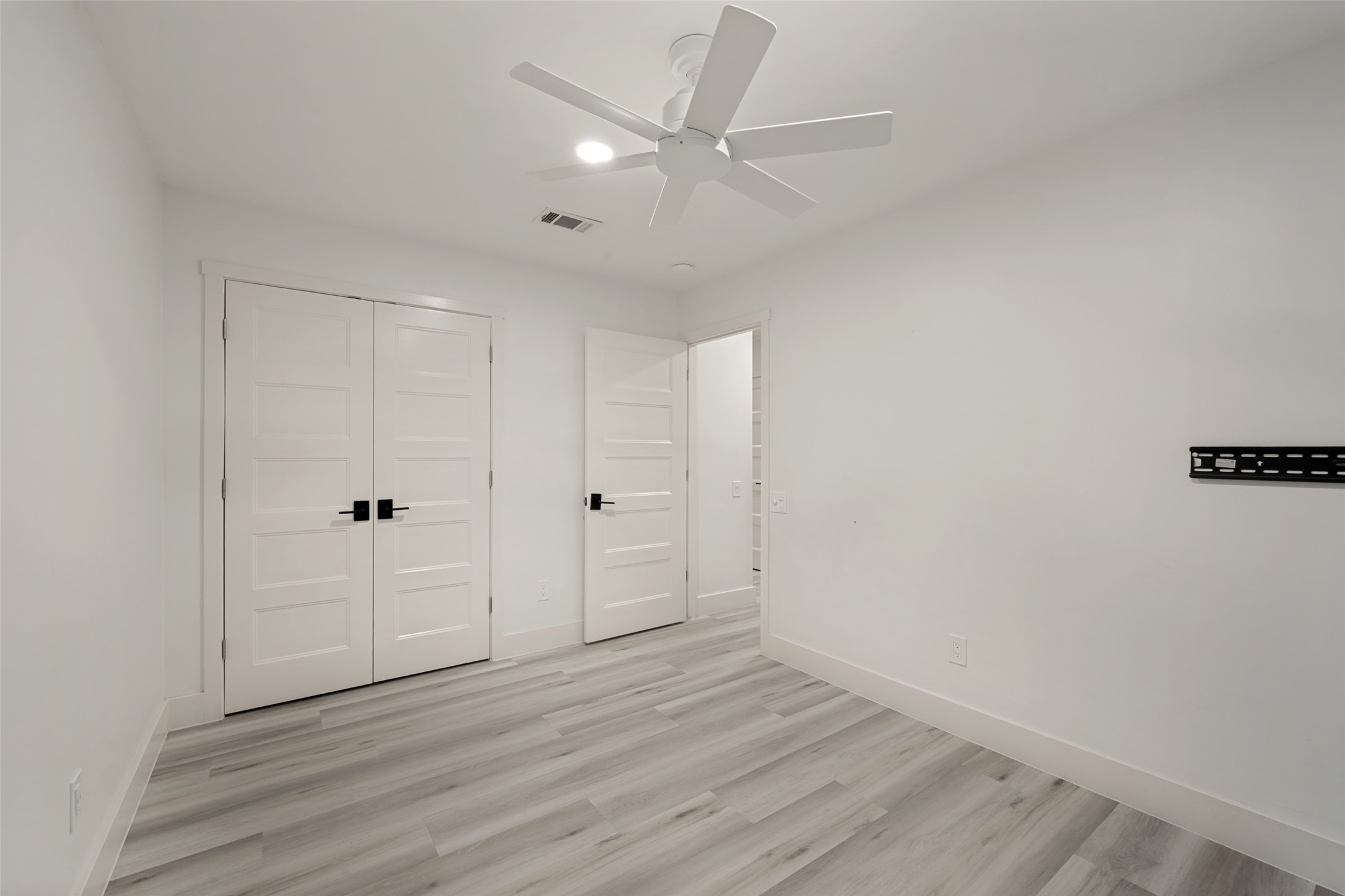 7609 Greenleaf Court