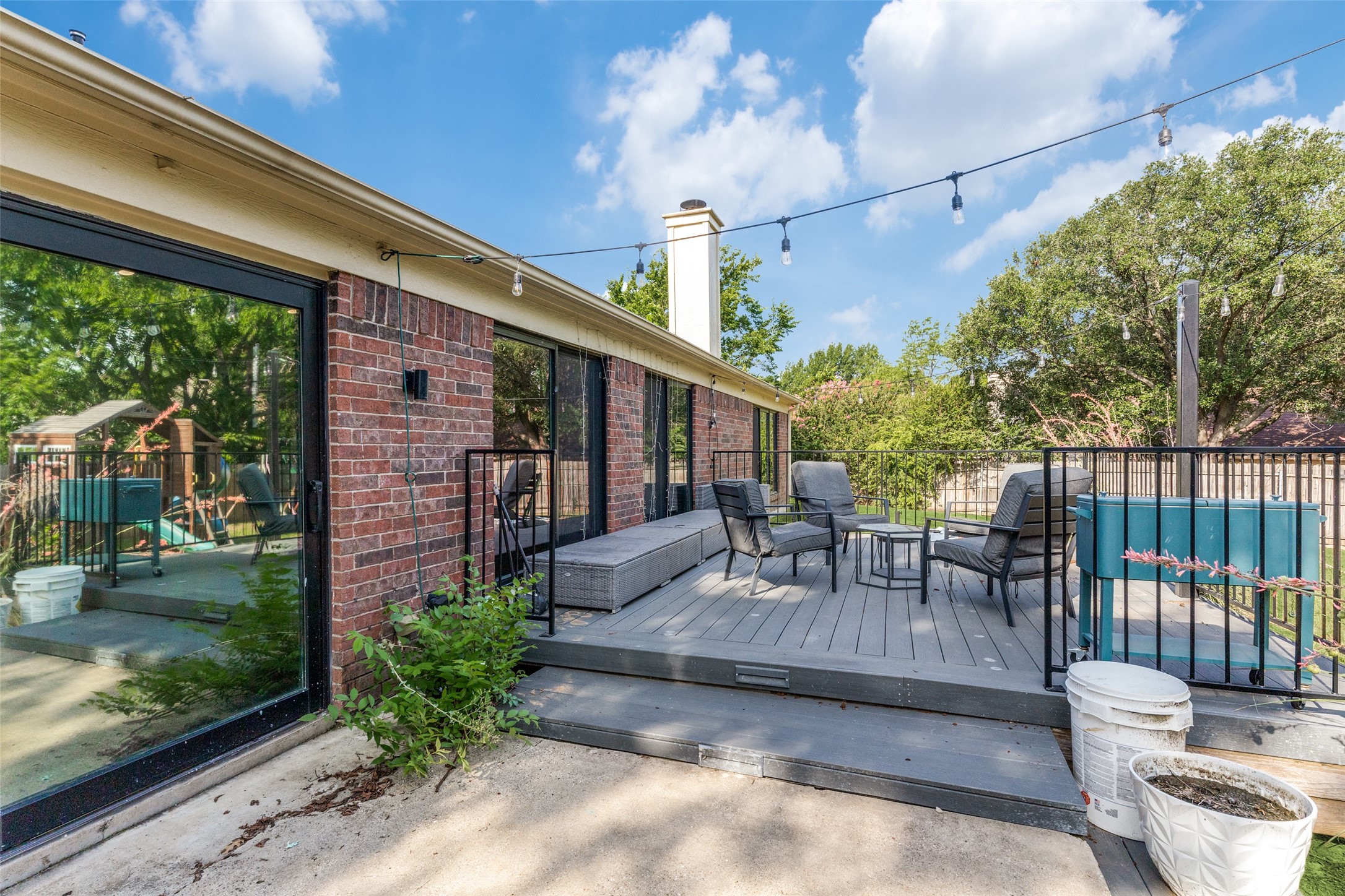 7609 Greenleaf Court