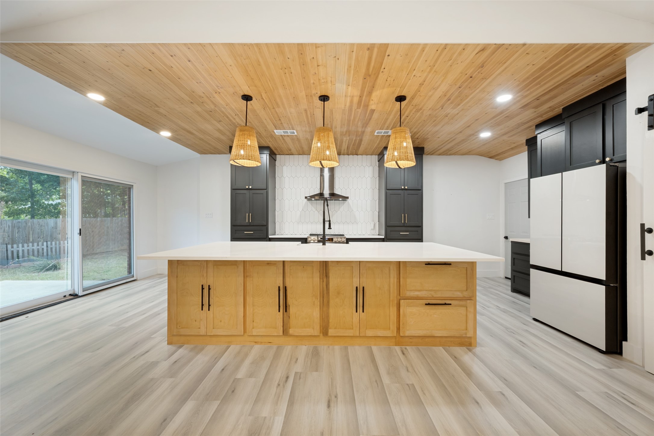 7609 Greenleaf Court