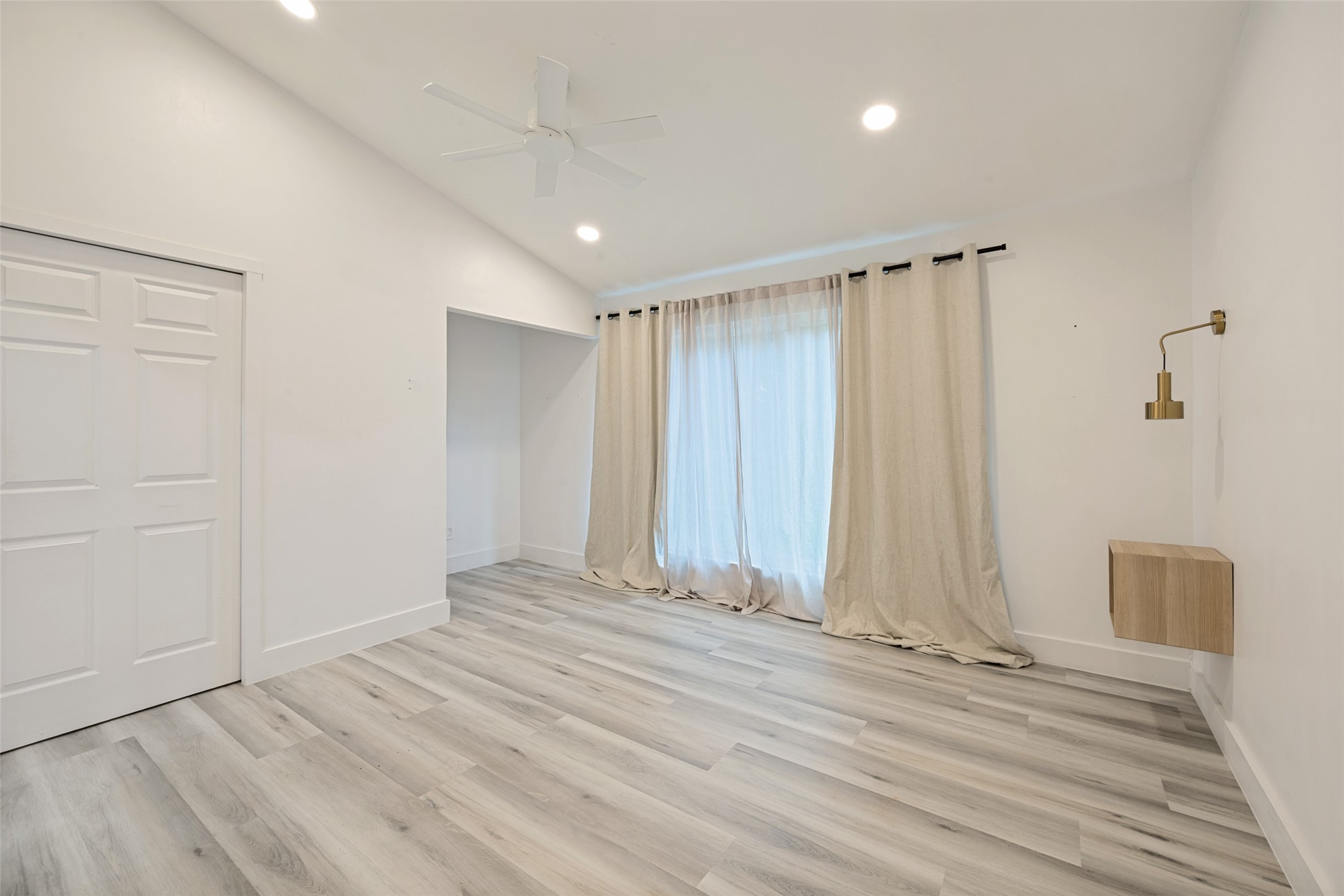 7609 Greenleaf Court