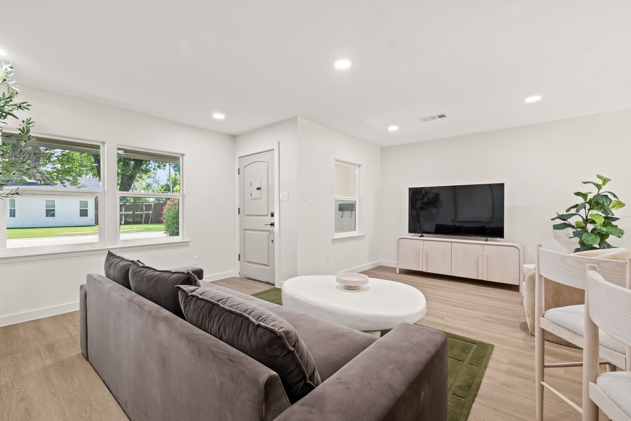 3161 Longmeade Drive