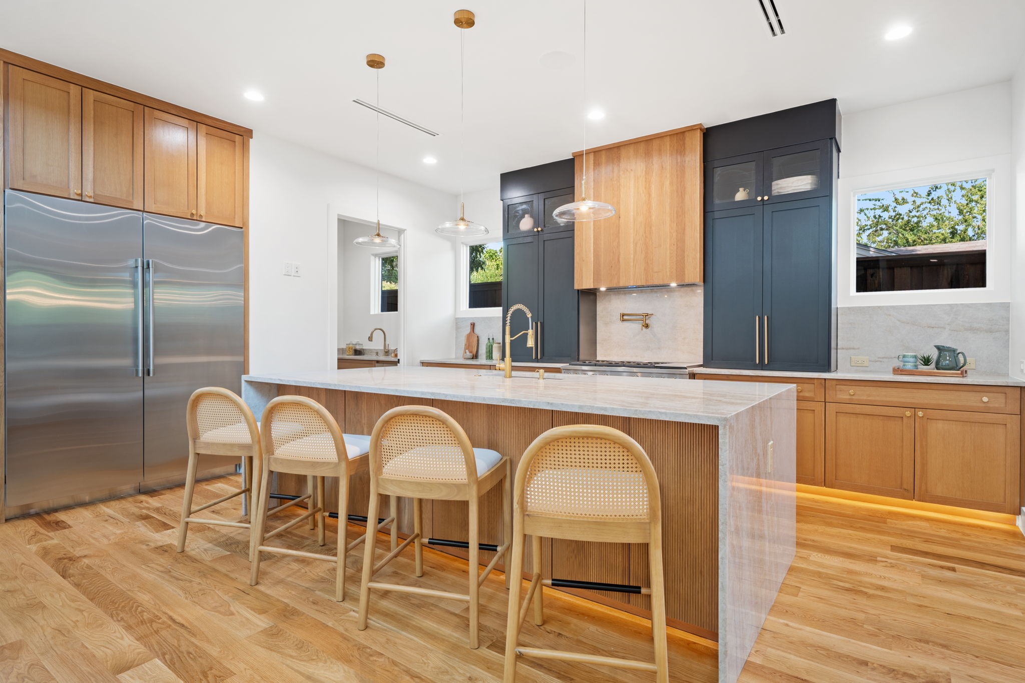 3884 Cortez Drive