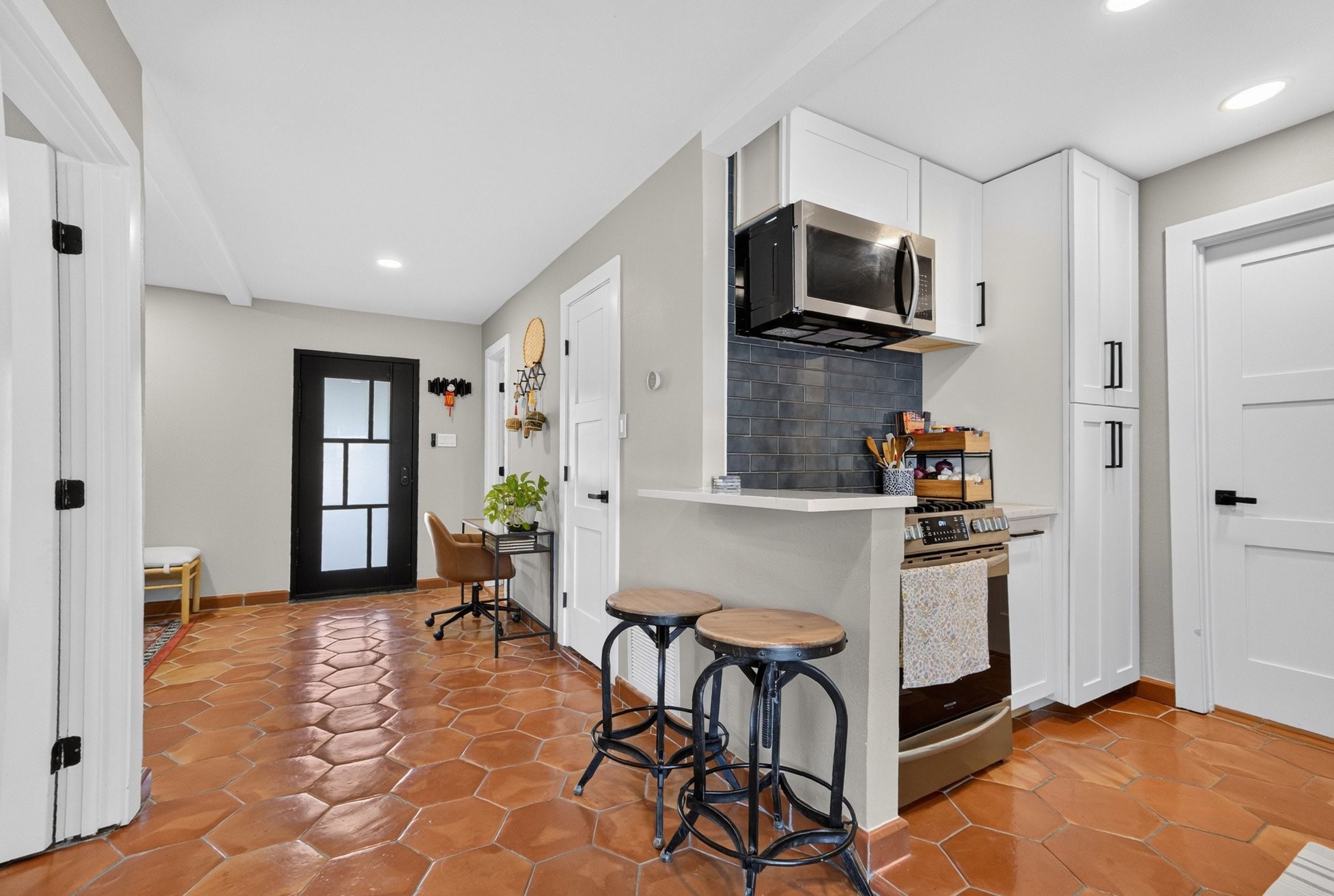 3193 Northaven Road
