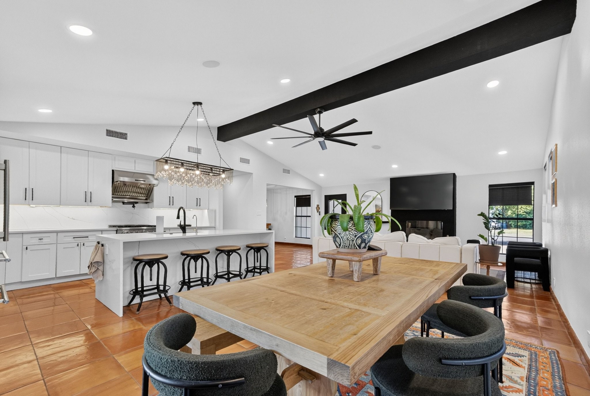 3193 Northaven Road