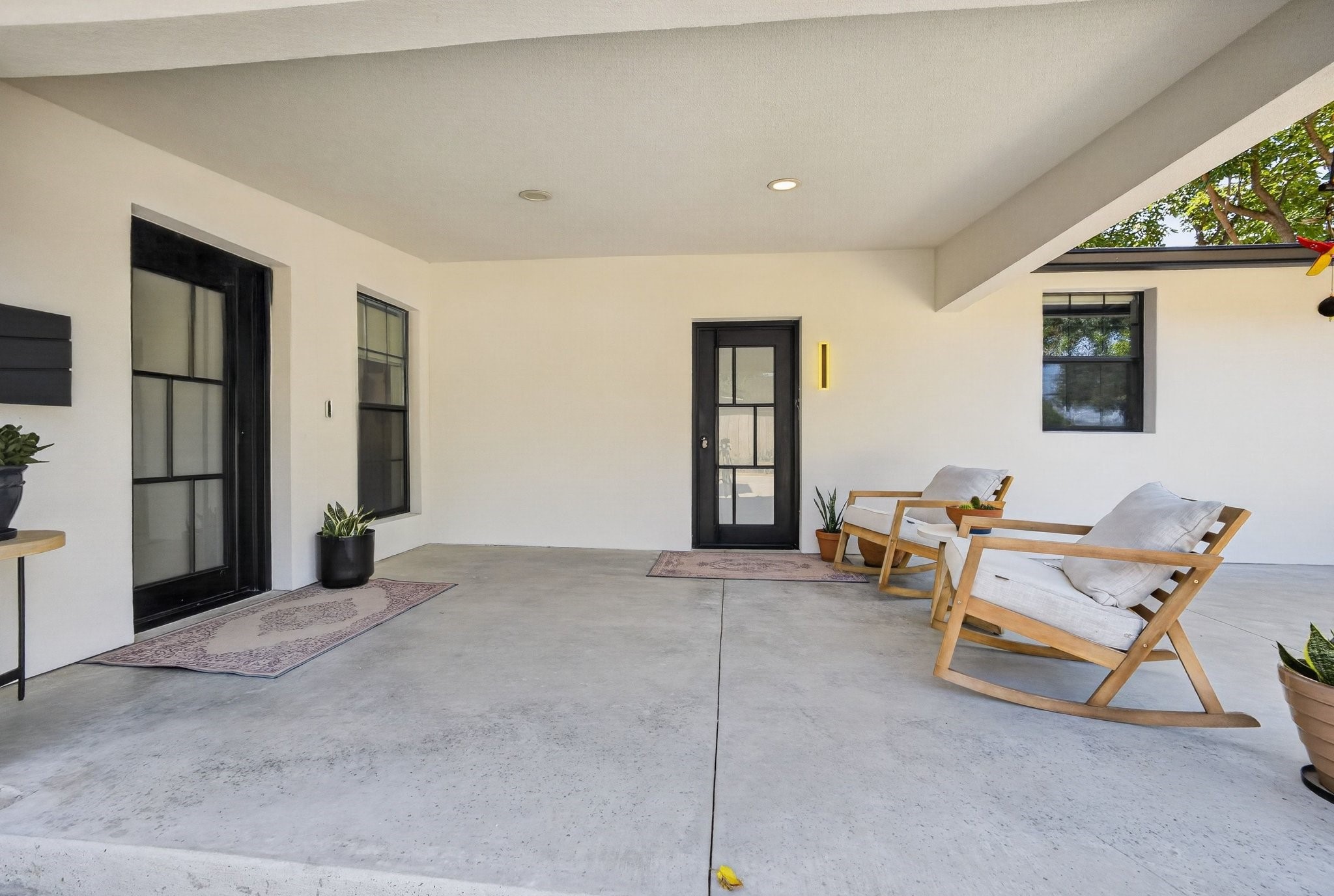 3193 Northaven Road
