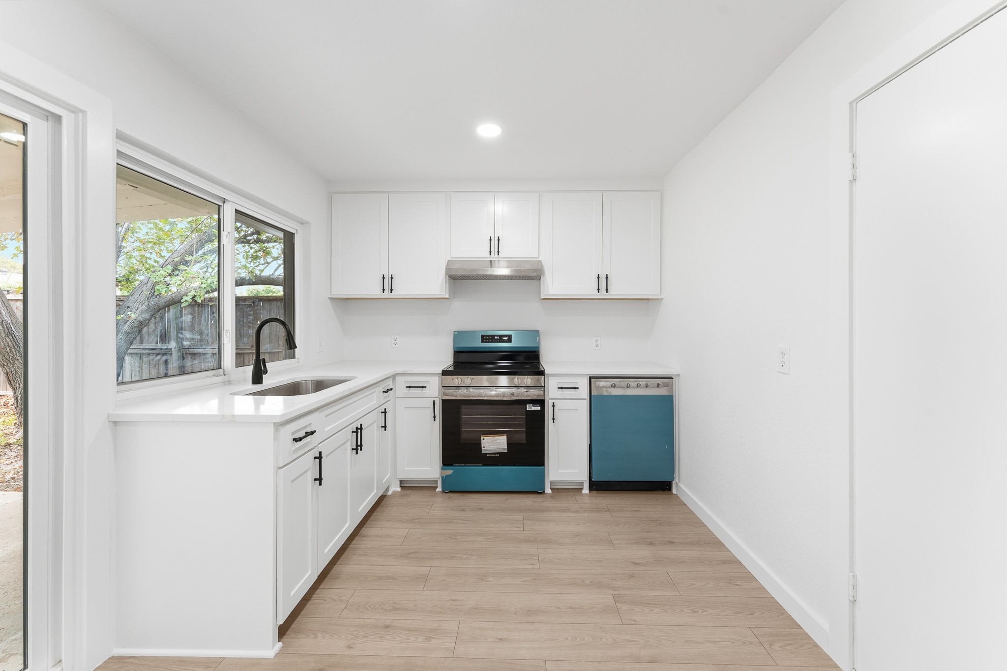 1326 Kingston Drive