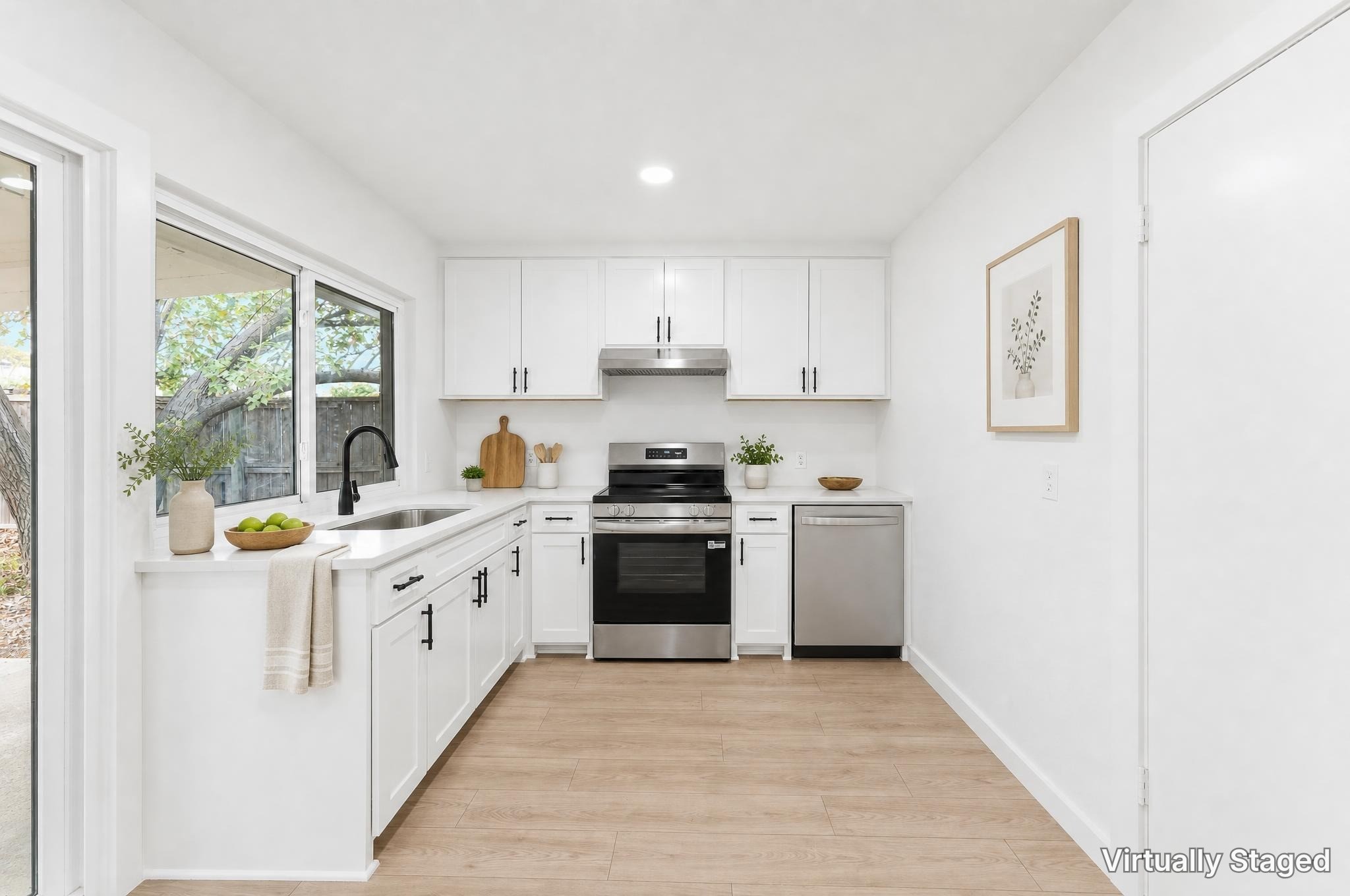 1326 Kingston Drive