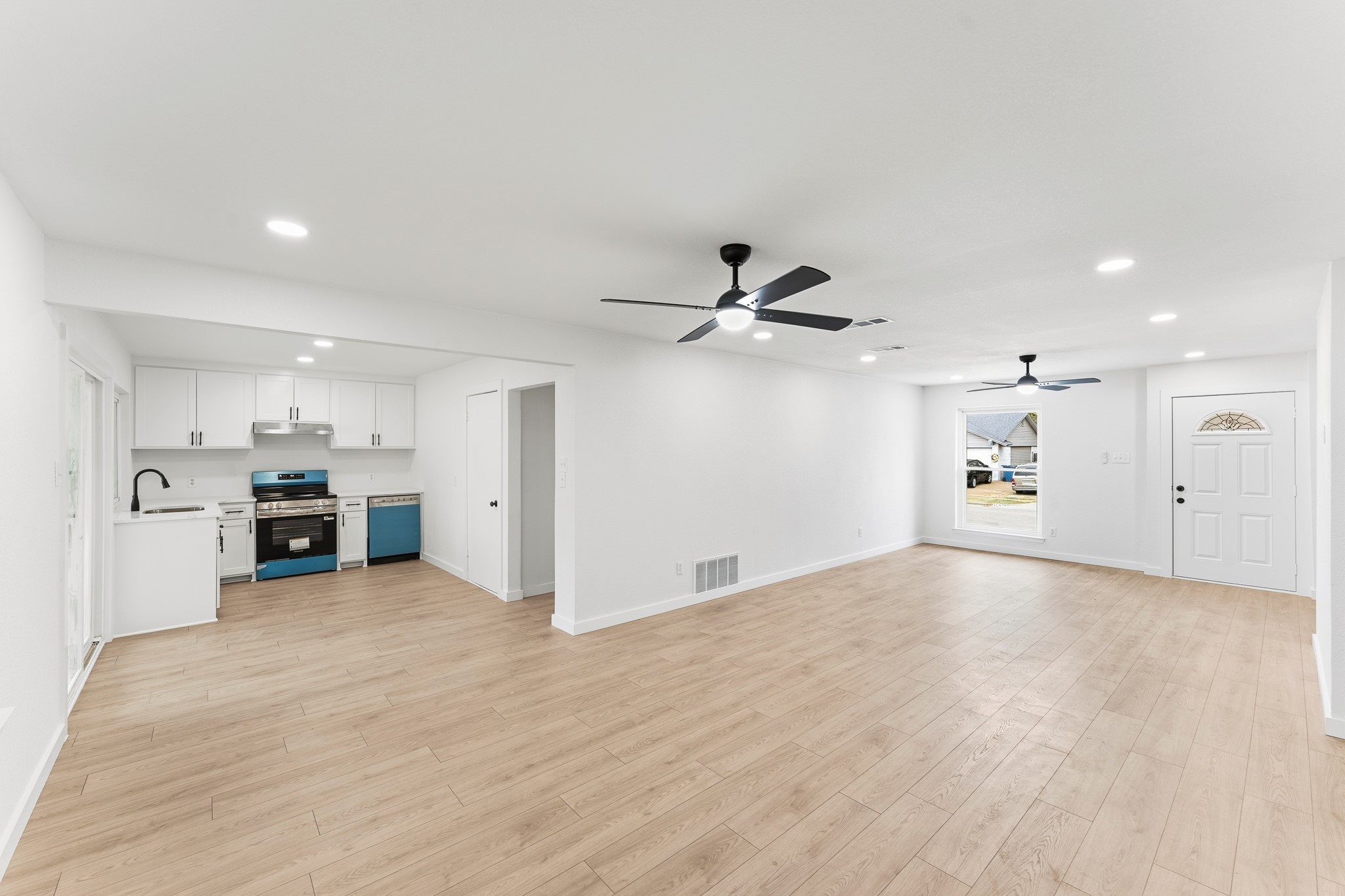 1326 Kingston Drive