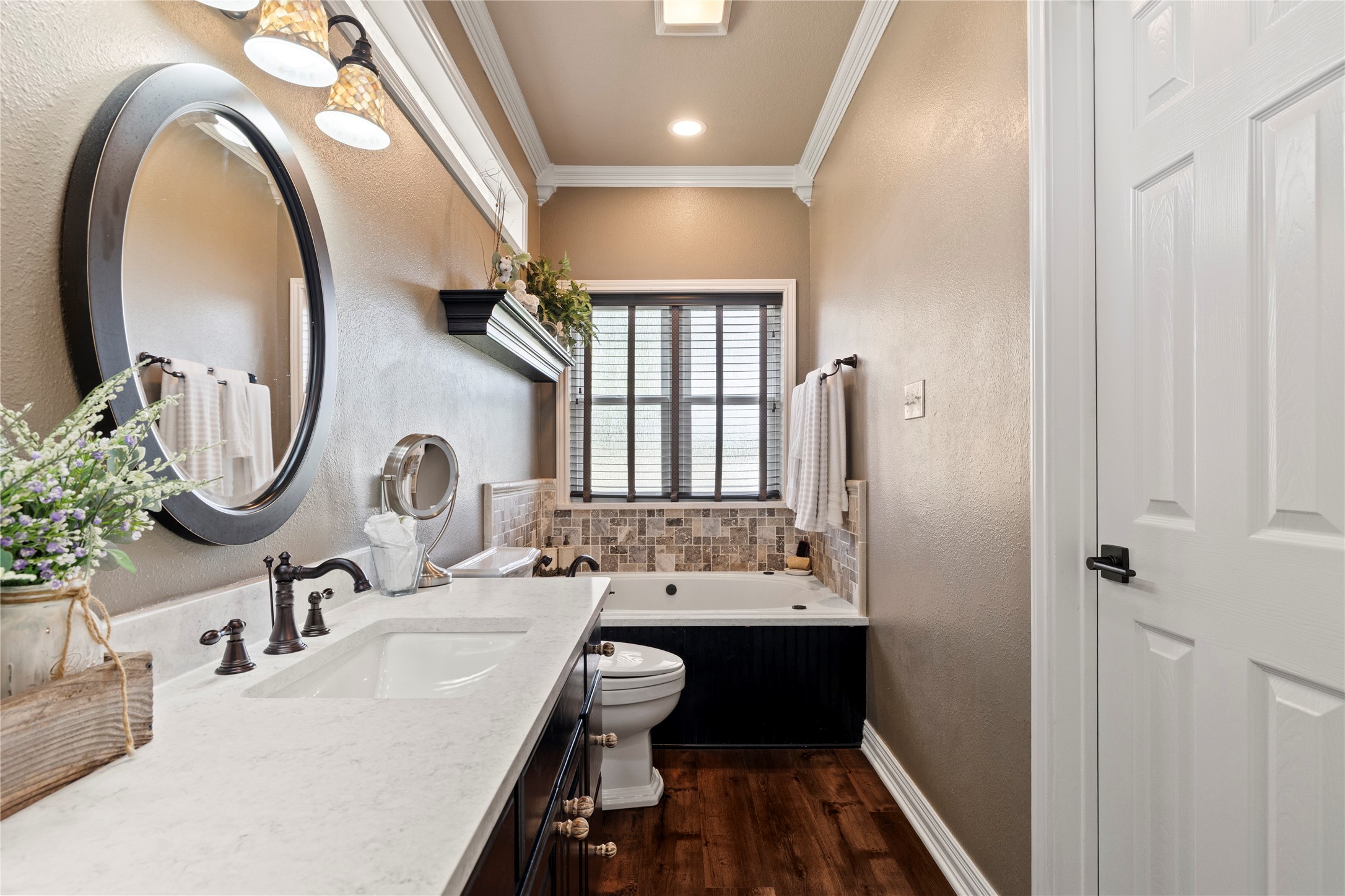 7987 S State Highway 78 Highway
