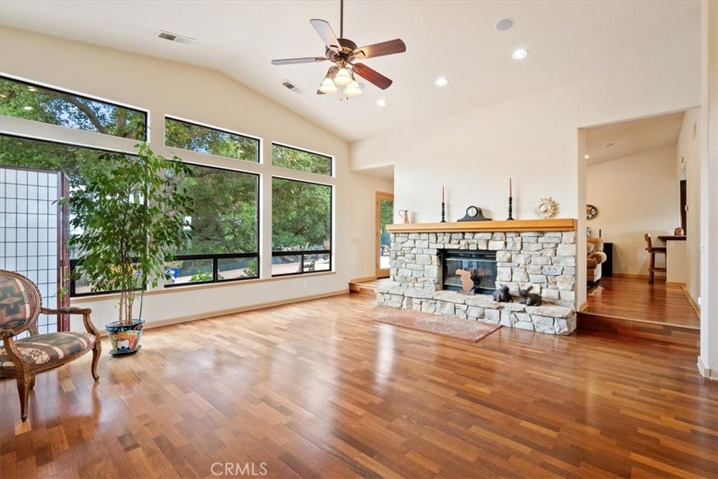 2955 San Fernando Road