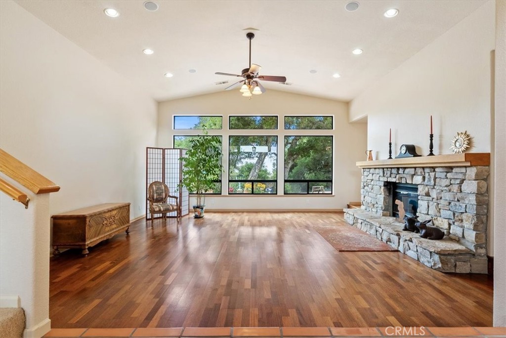 2955 San Fernando Road