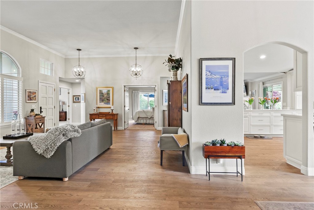 1609 Tanager Court