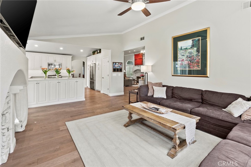 1609 Tanager Court