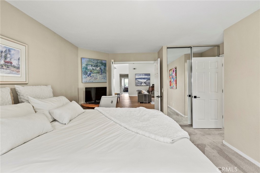 1609 Tanager Court