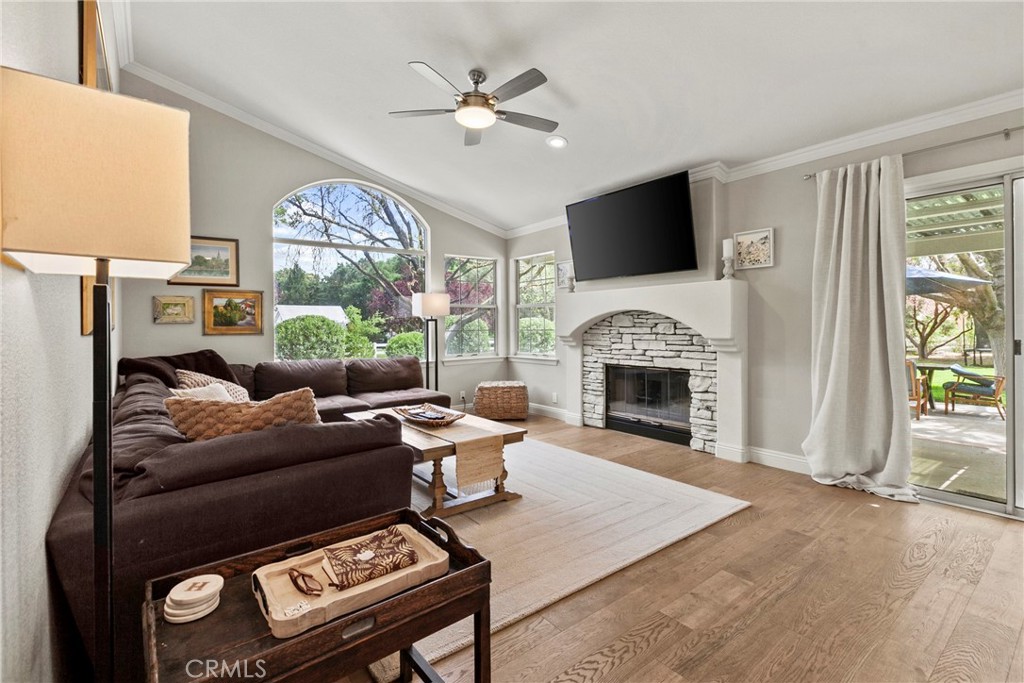 1609 Tanager Court