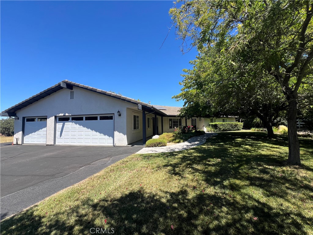 915 Santa Rita