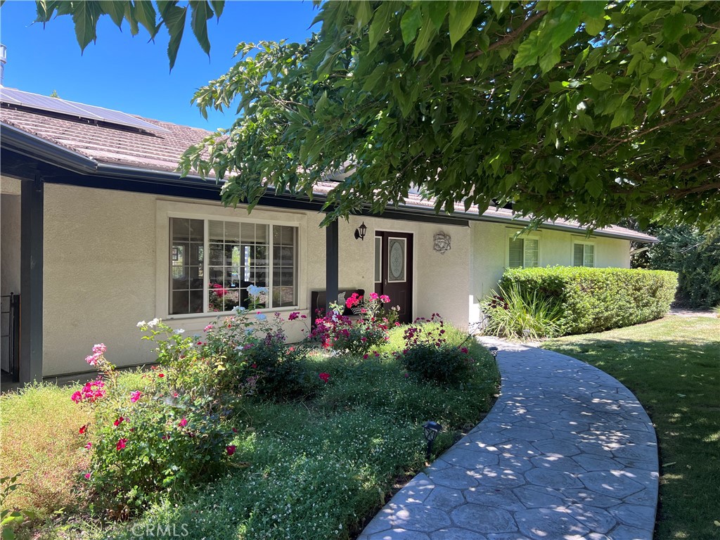 915 Santa Rita