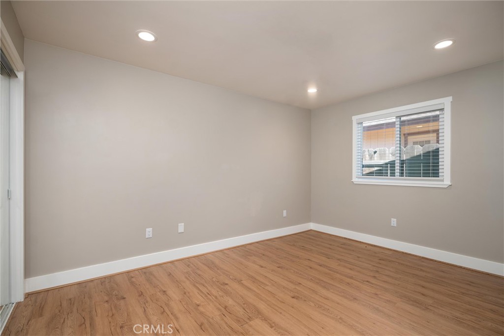 170 N 1st