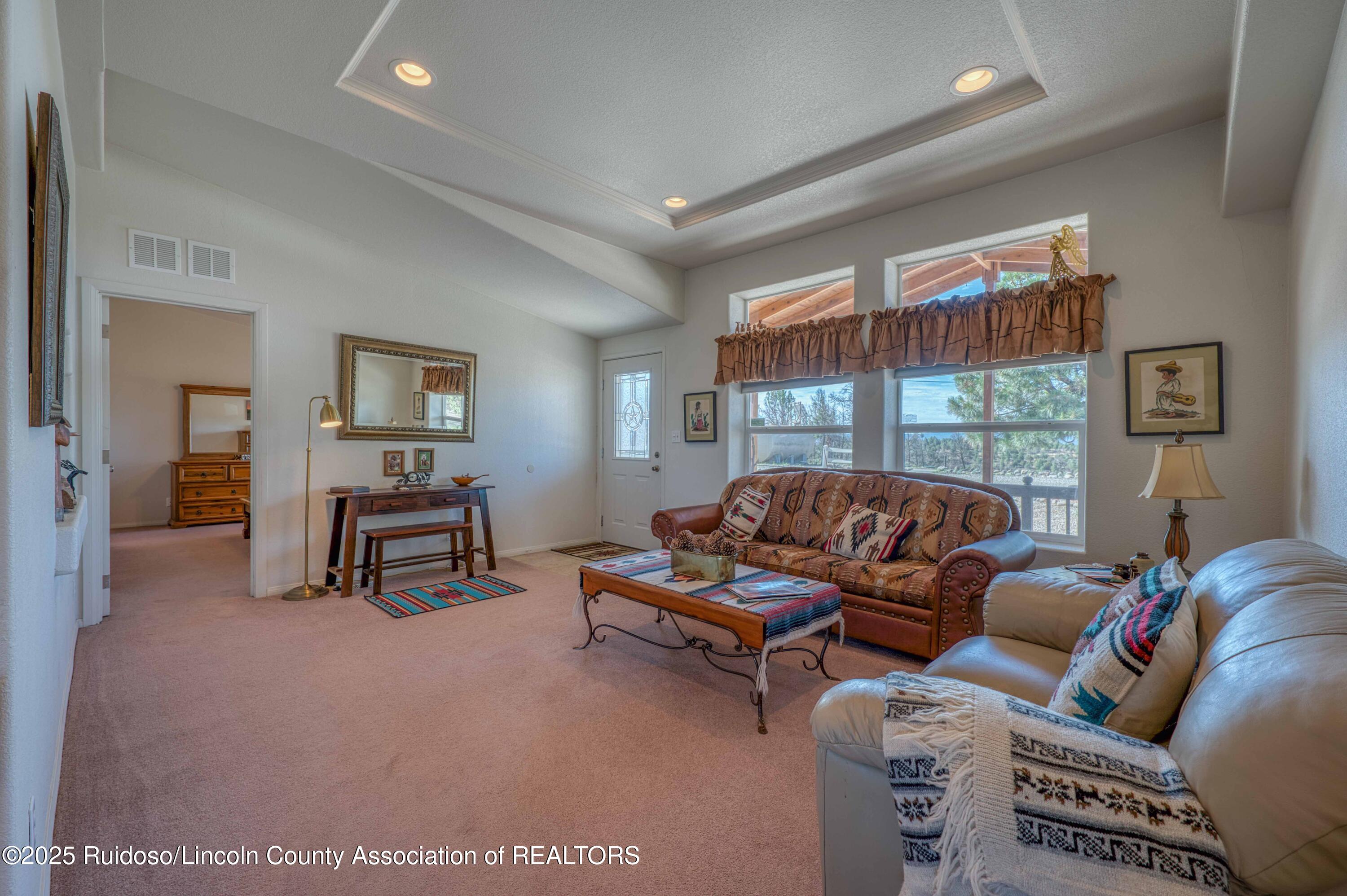 137 Gavilan Hills Road