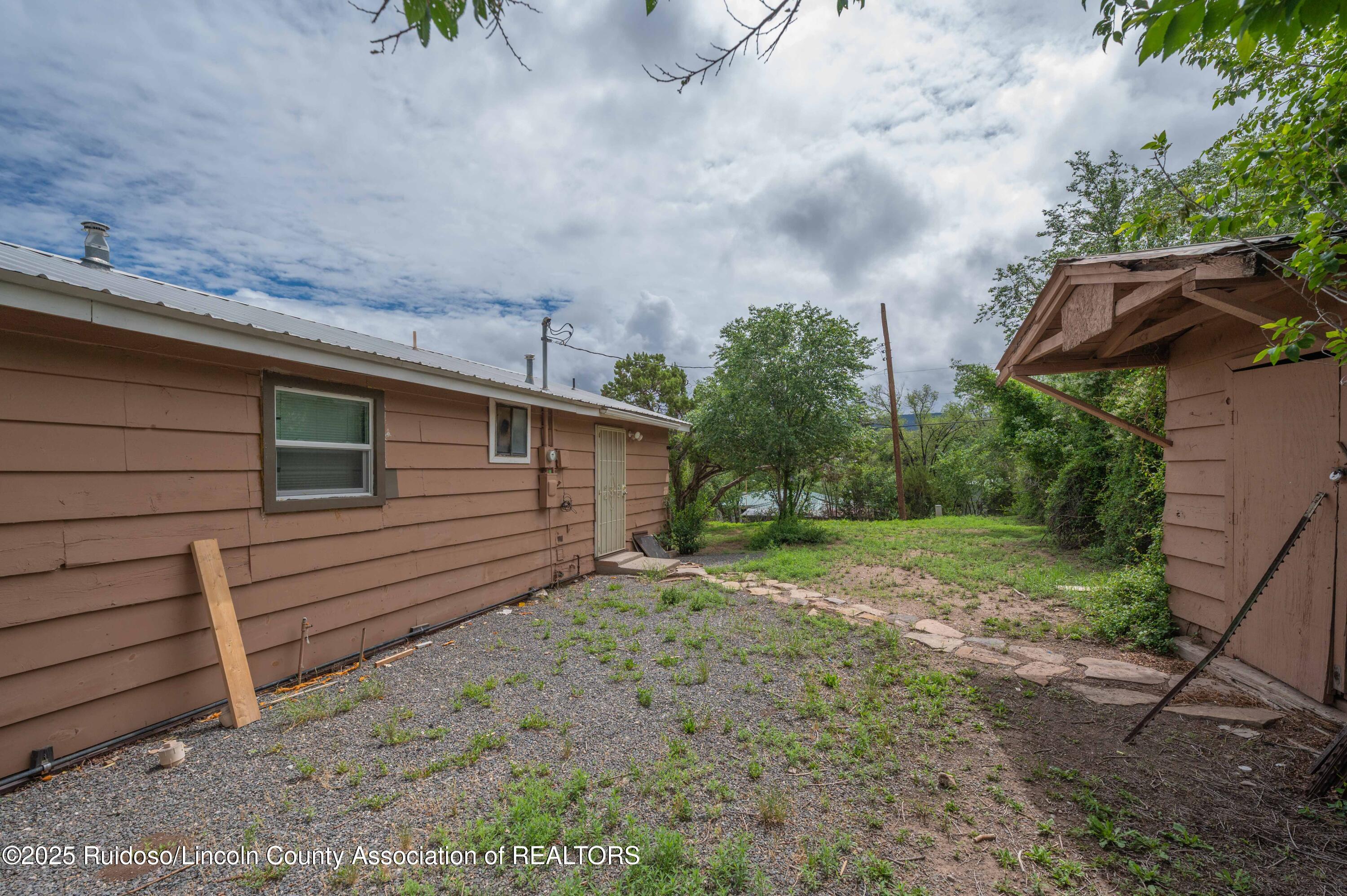 205 Harris Lane