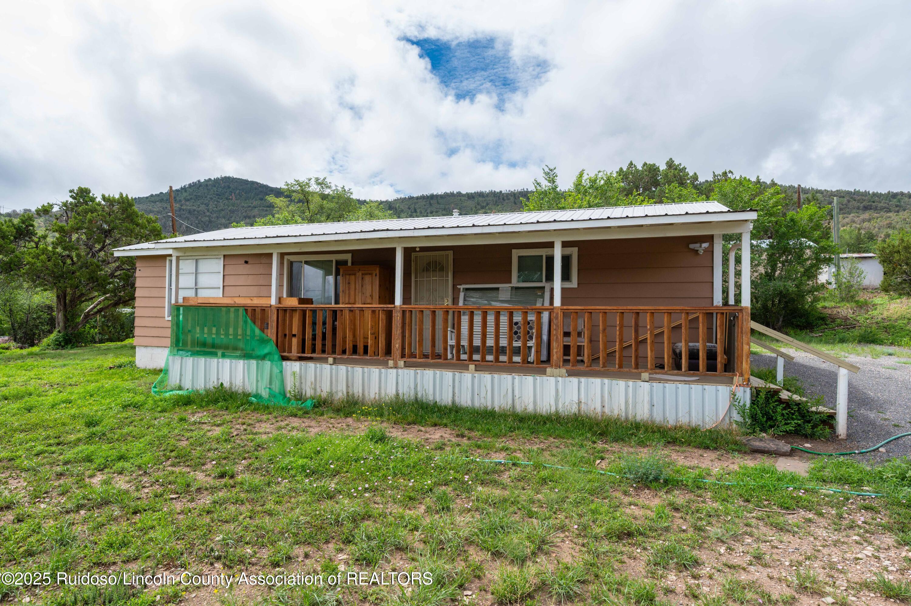 205 Harris Lane