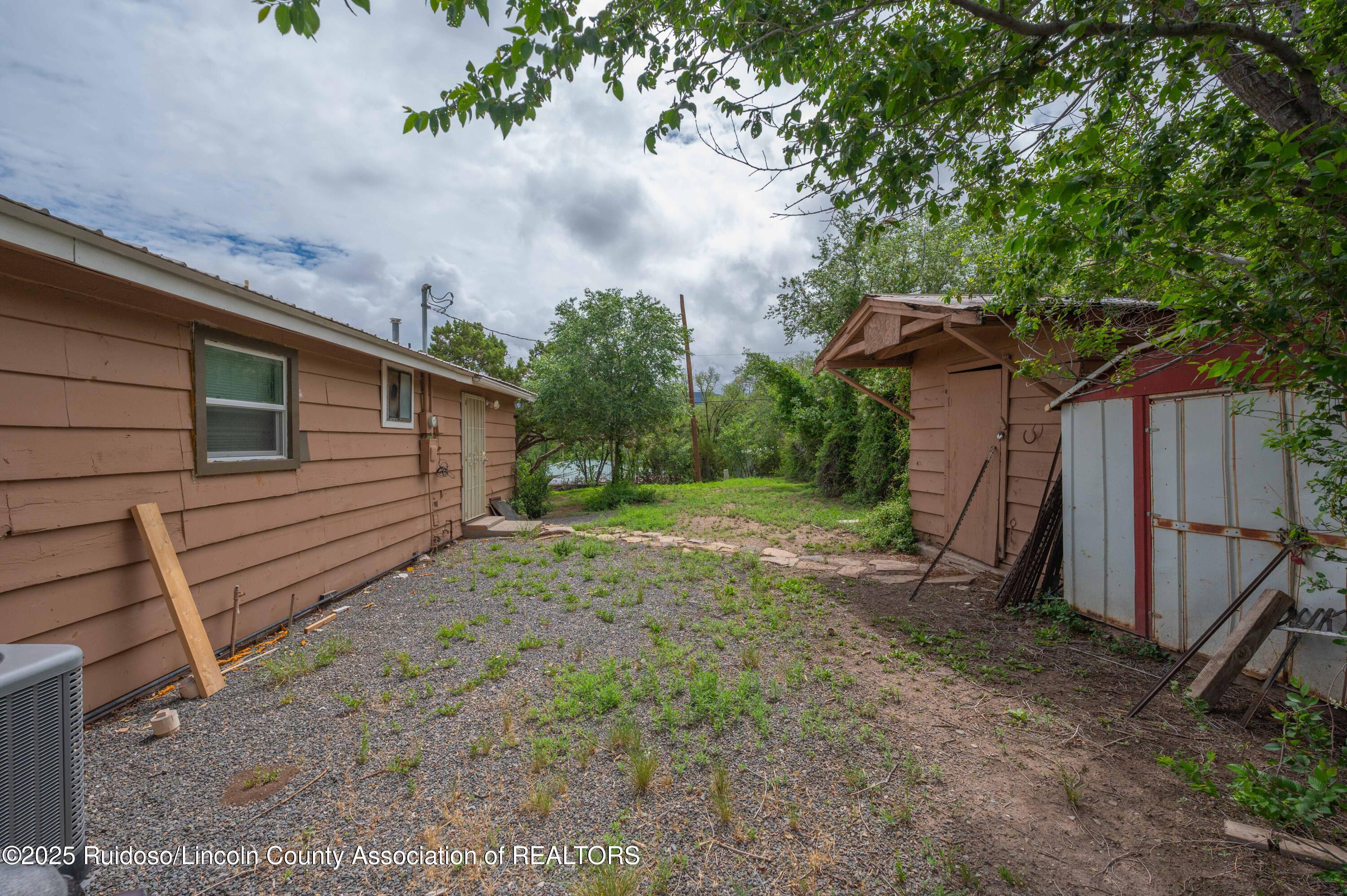 205 Harris Lane