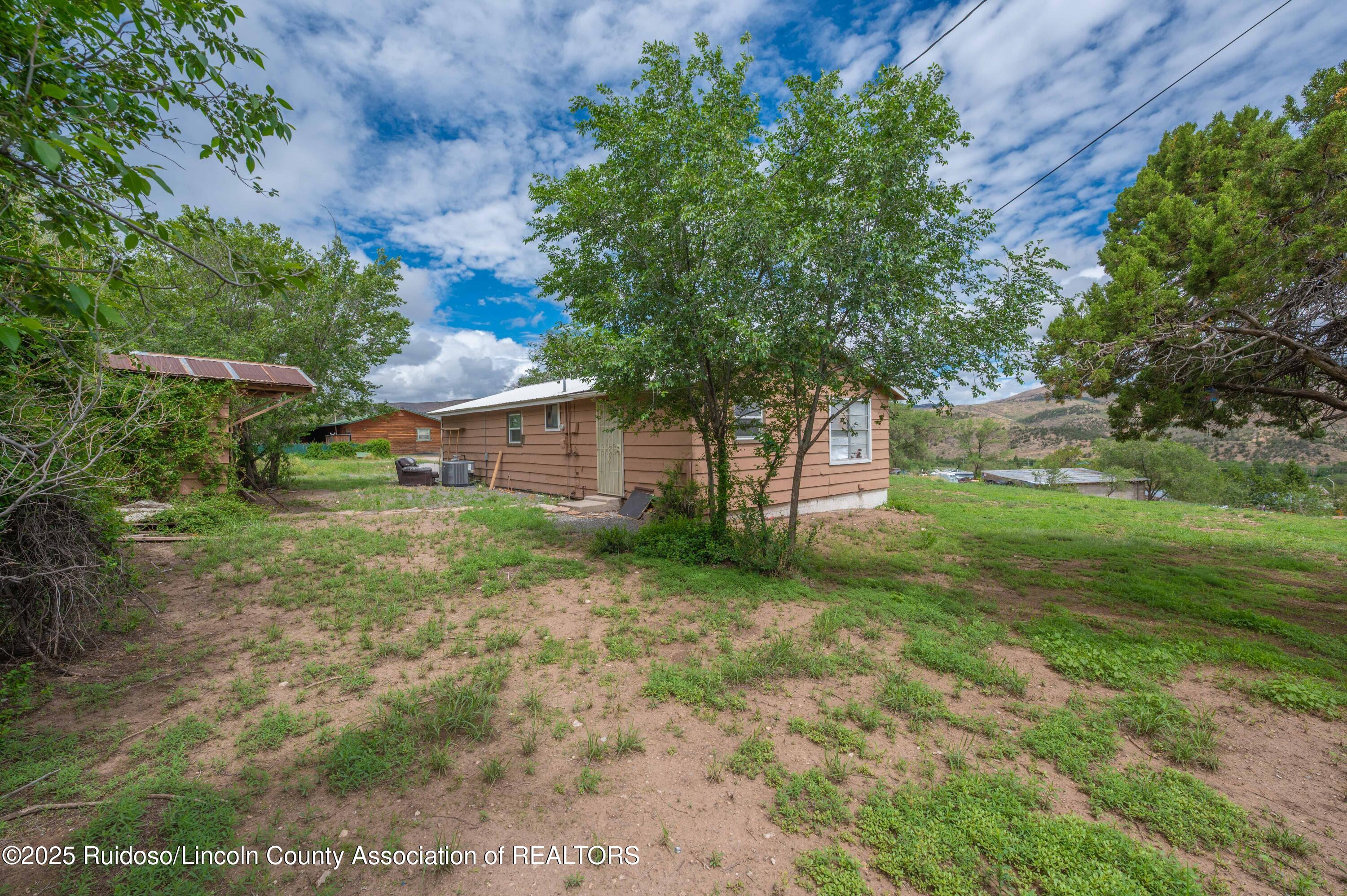 205 Harris Lane