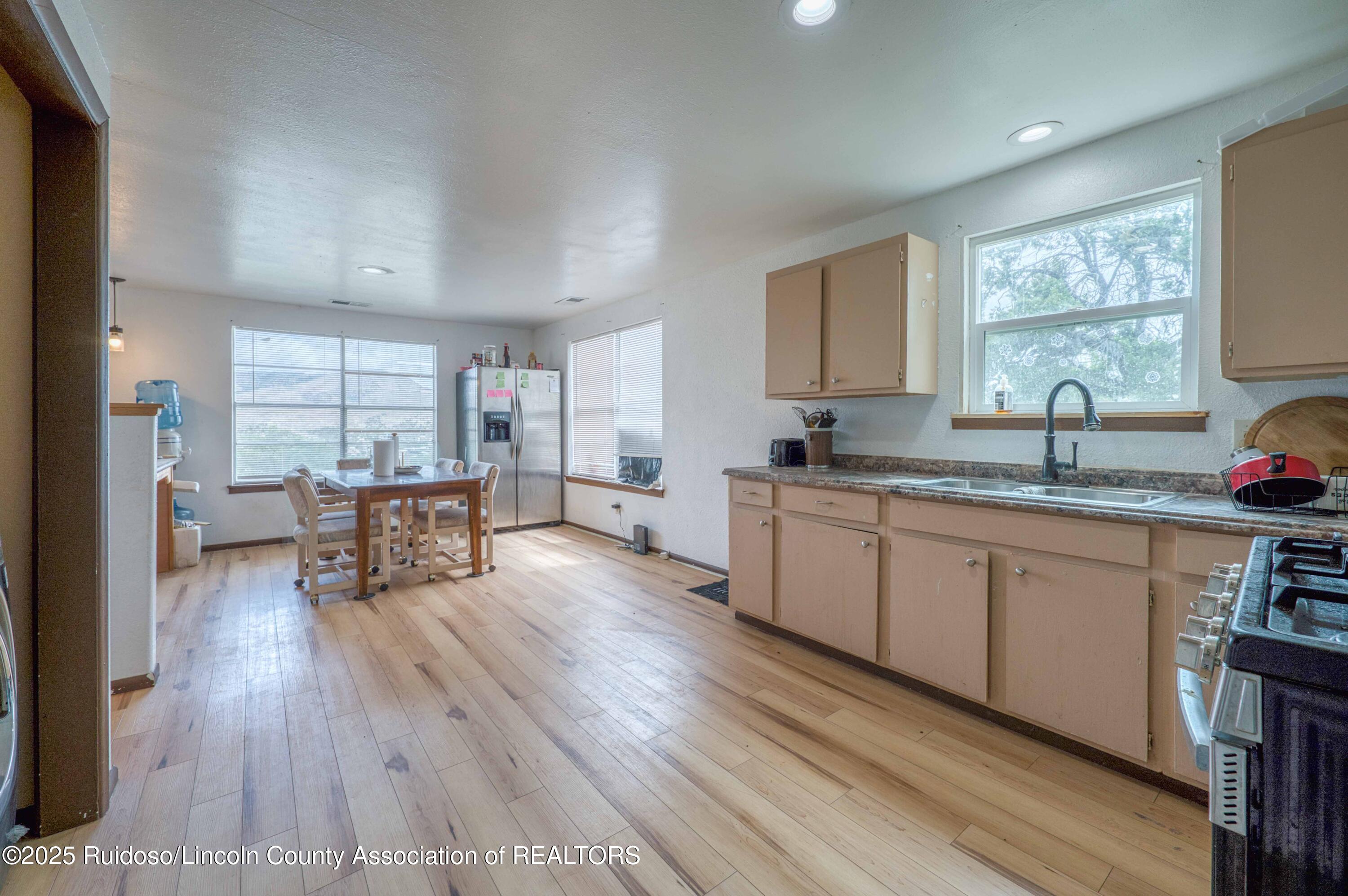 205 Harris Lane