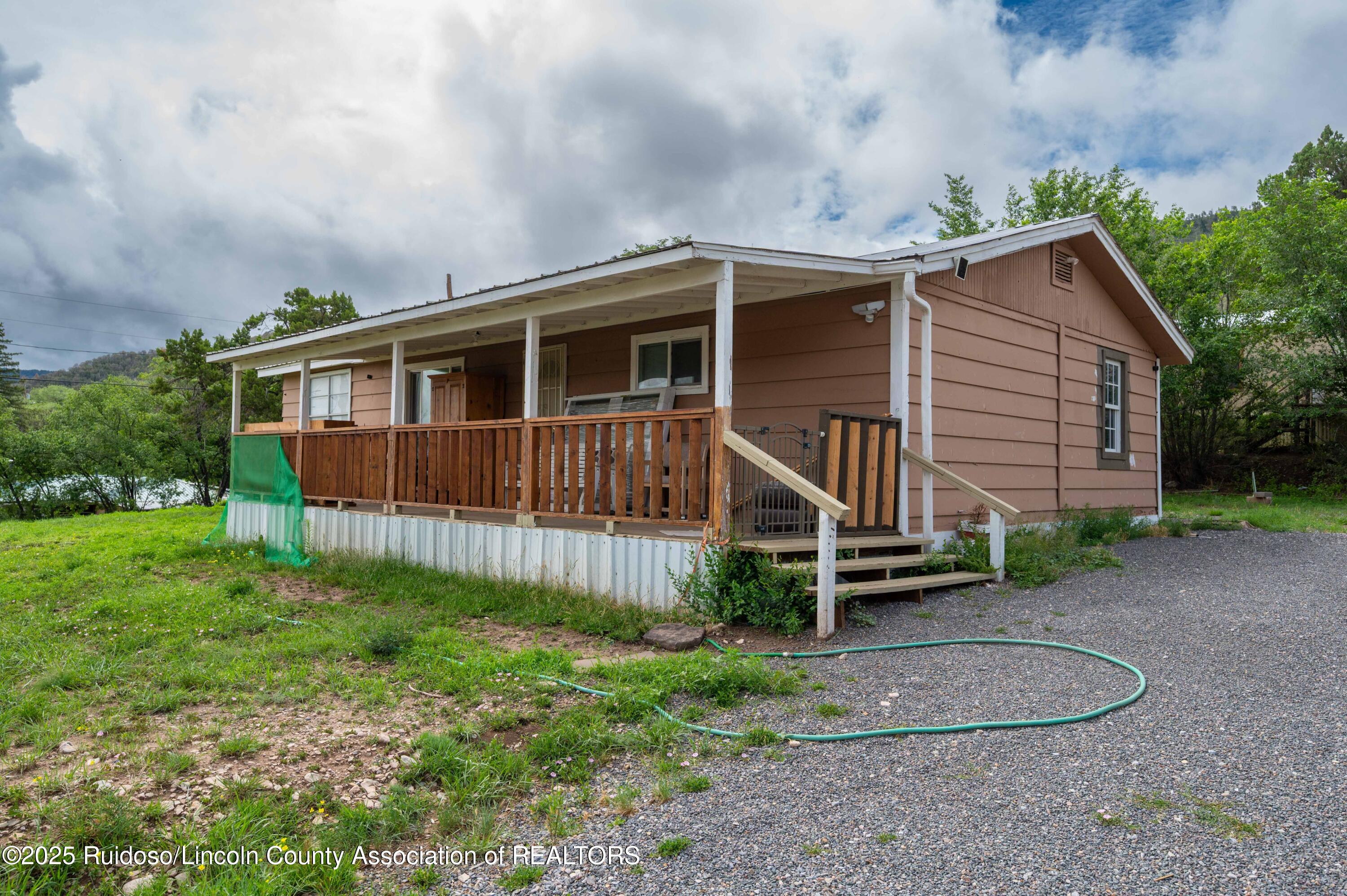 205 Harris Lane